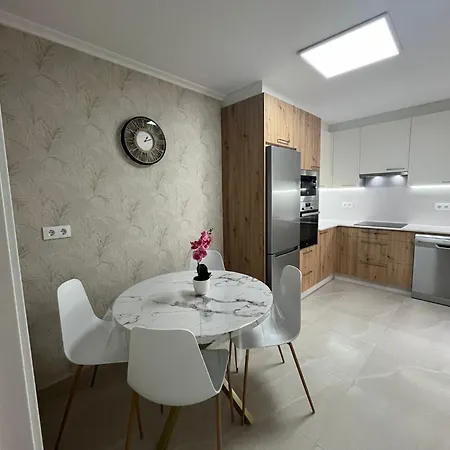 1 Apartment