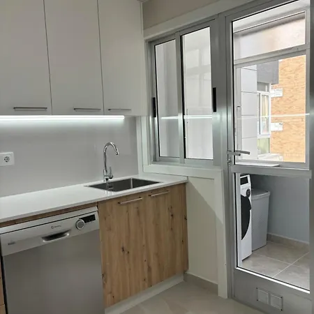 1 Apartment *